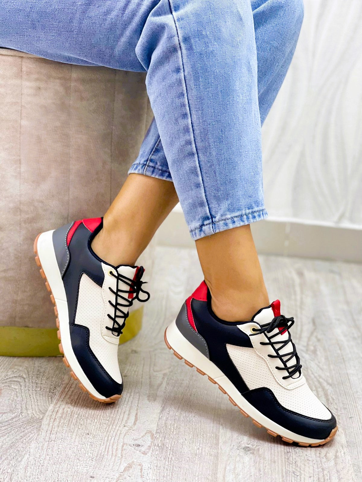 COMBIFLOW: Elegancia y Confort en Perfecta Armonía